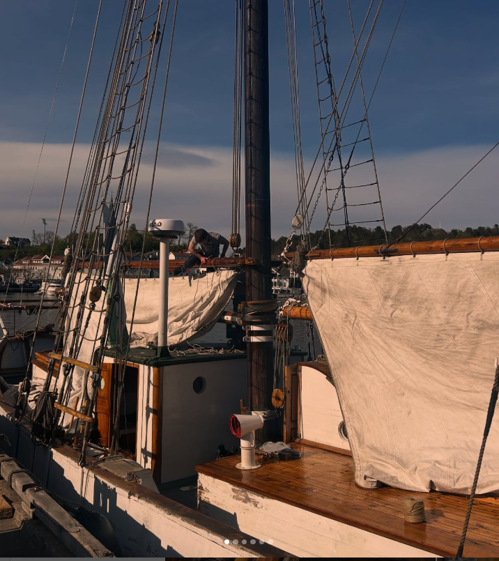 Schooner Solrik